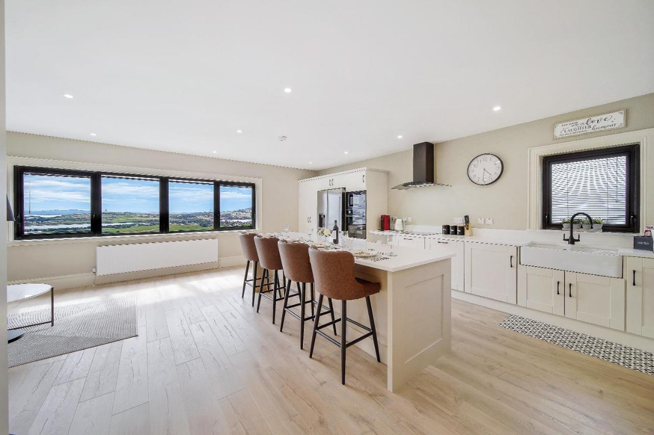 Seaview Lodge Apartment 'Sleeping 4 Guests' Rockstown Exterior foto