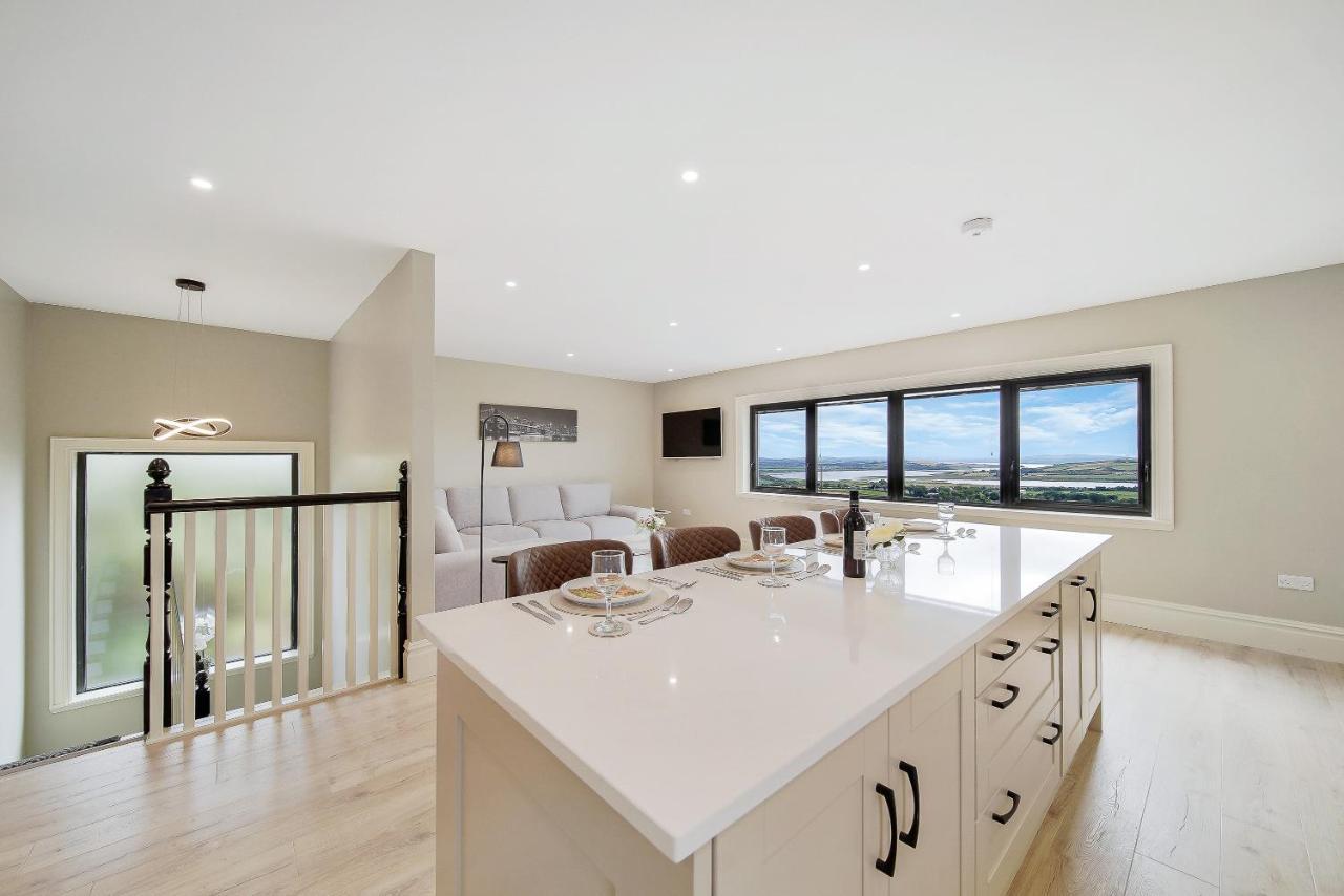 Seaview Lodge Apartment 'Sleeping 4 Guests' Rockstown Exterior foto