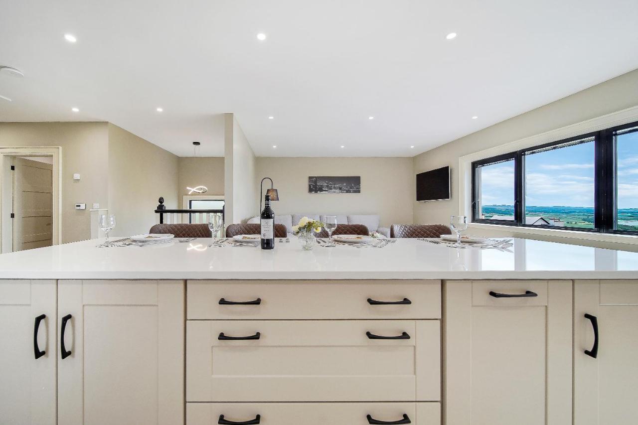 Seaview Lodge Apartment 'Sleeping 4 Guests' Rockstown Exterior foto