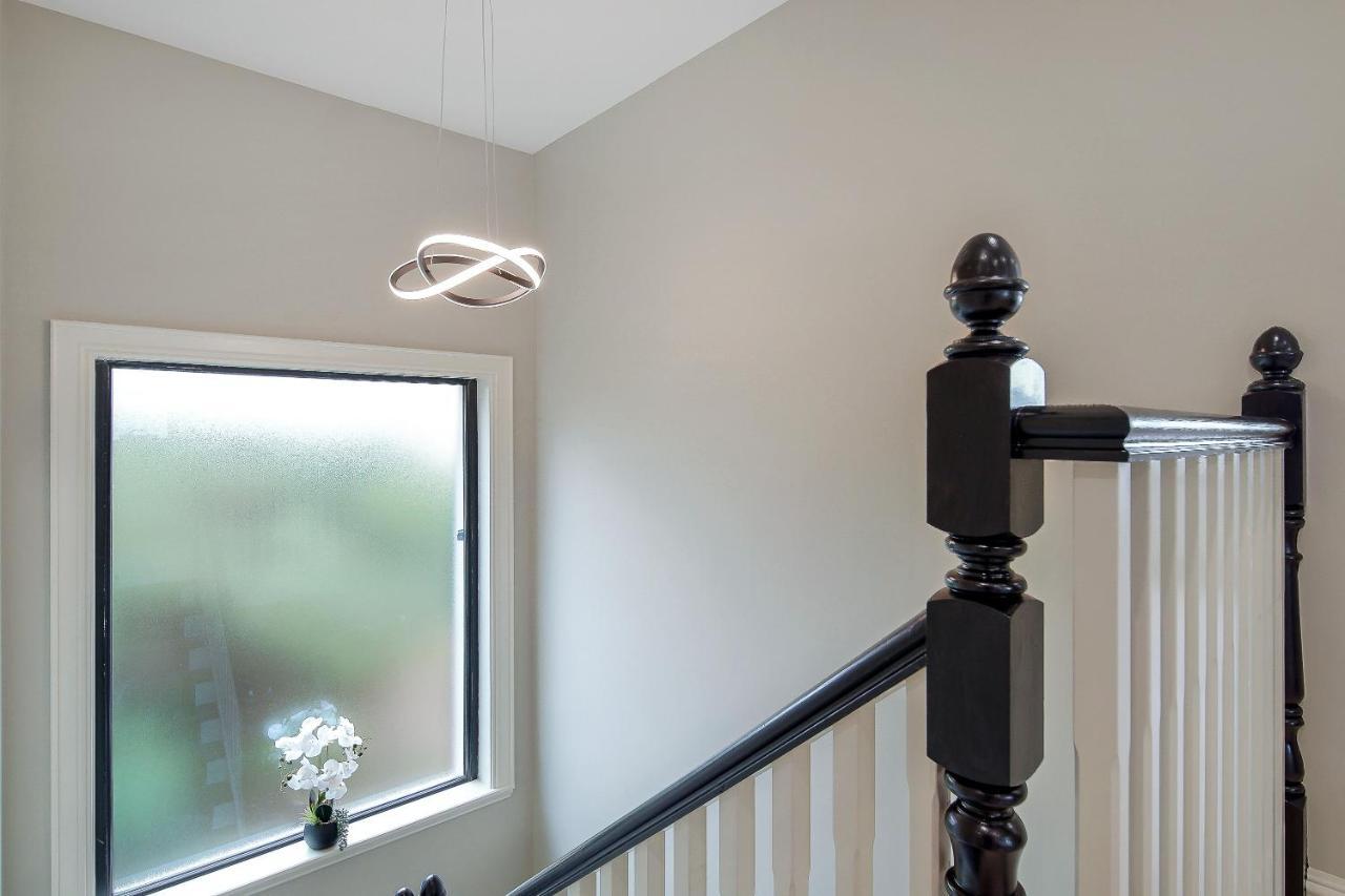 Seaview Lodge Apartment 'Sleeping 4 Guests' Rockstown Exterior foto