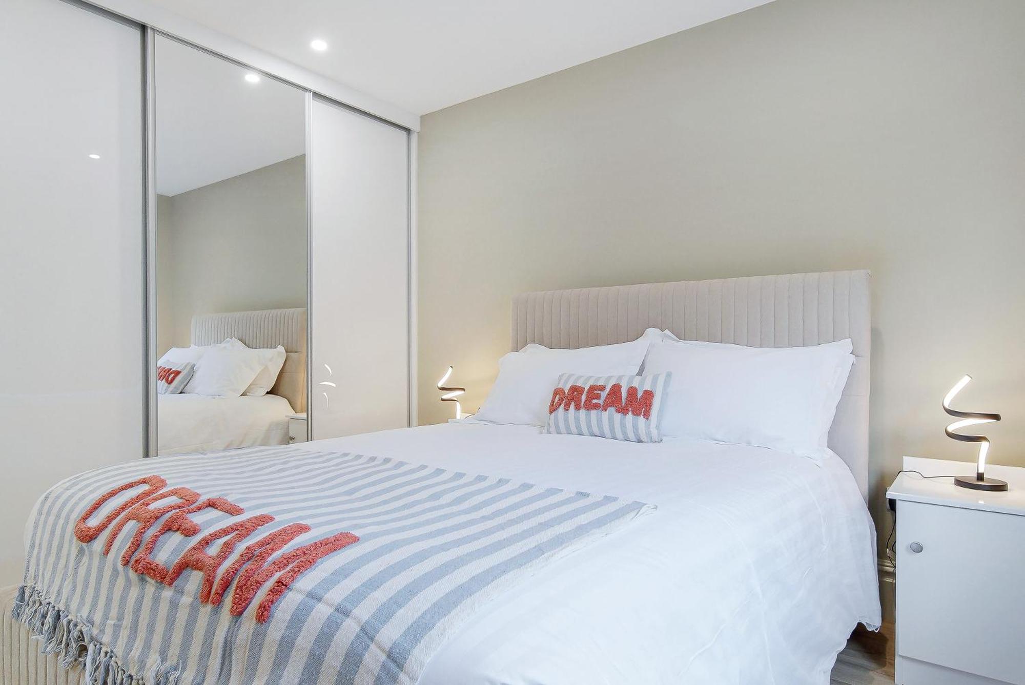 Seaview Lodge Apartment 'Sleeping 4 Guests' Rockstown Exterior foto