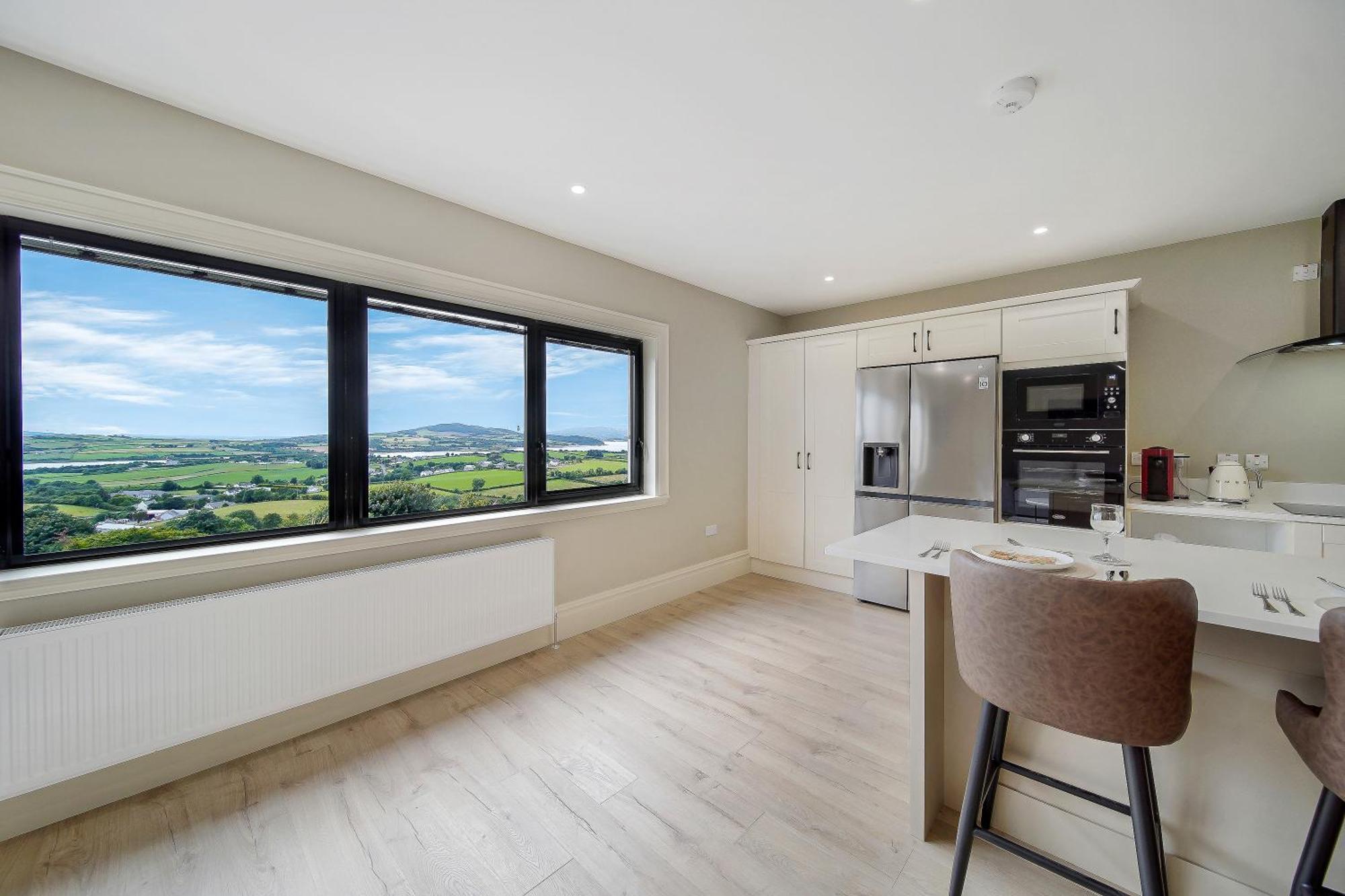 Seaview Lodge Apartment 'Sleeping 4 Guests' Rockstown Exterior foto
